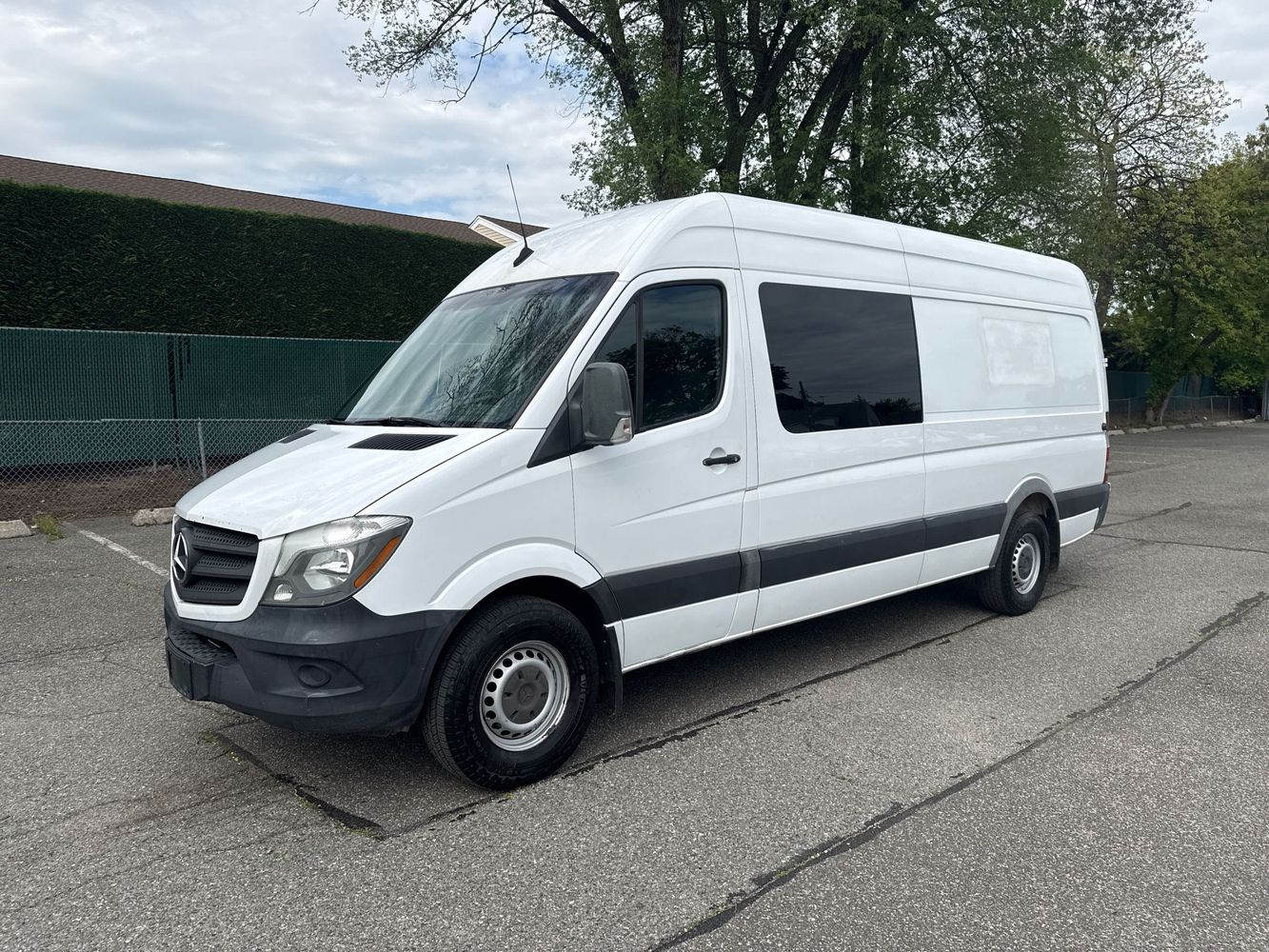 mercedes-benz sprinter crew van 2018 WD4PE8CD4JP585001 image mercedes-benz sprinter crew van 2018 WD4PE8CD4JP585001 image